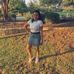 Meet your Posher, Fernanda